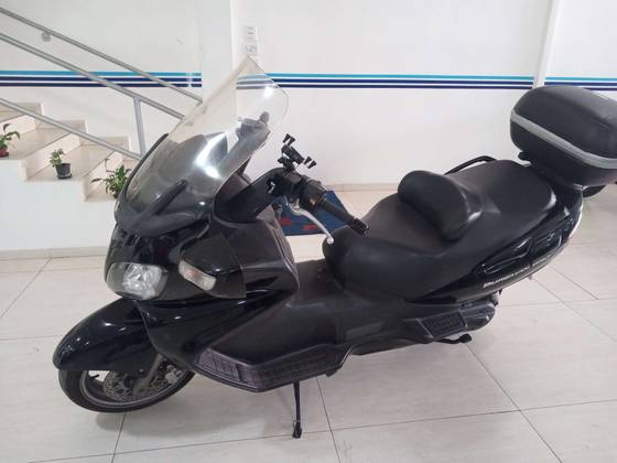 SUZUKI BURGMAN 650 SUZUKI BURGMAN 650